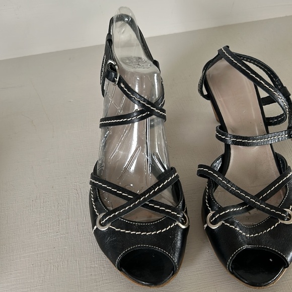San Marina strappy black leather sandal 2.5” heel - Picture 6 of 6